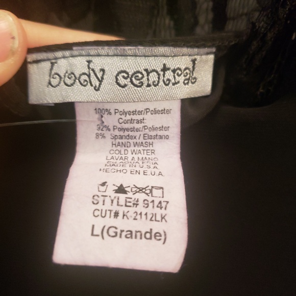 Womans Blouse - Picture 4 of 4